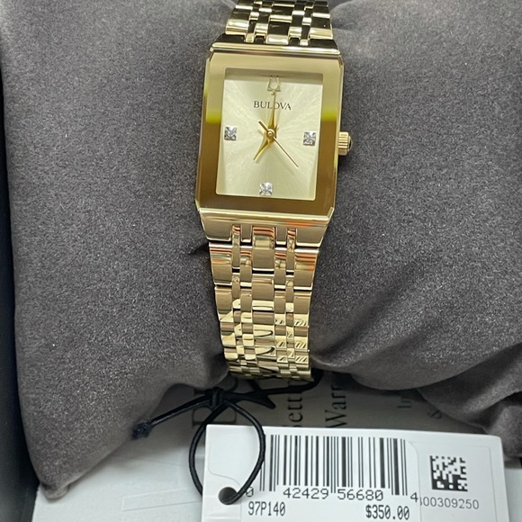 New Bulova All Gold Rectangular Ladies watch - Picture 5 of 5